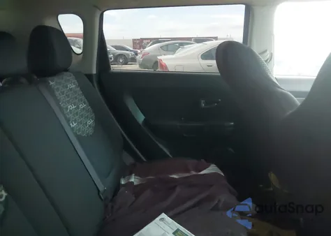 2011 Kia Soul + из США, поврежденный, VIN KNDJT2A26B7226304